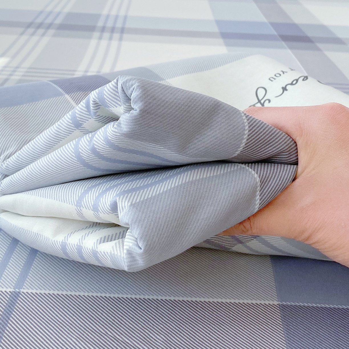 91家纺网 家纺一手货源 找家纺 金丝兔 2026新款纯棉印花单品床笠系列 浅念格