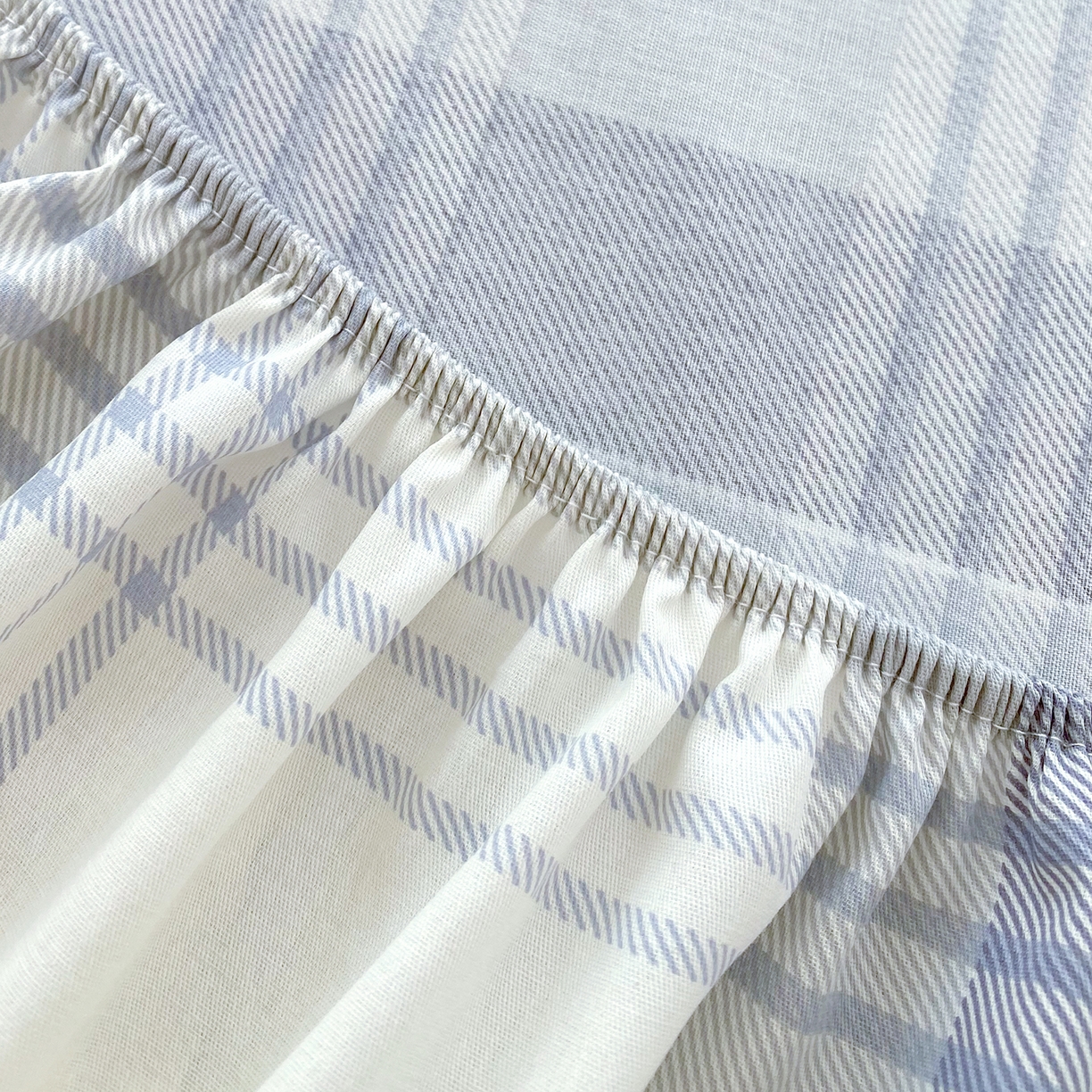 91家纺网 家纺一手货源 找家纺 金丝兔 2026新款纯棉印花单品床笠系列 浅念格