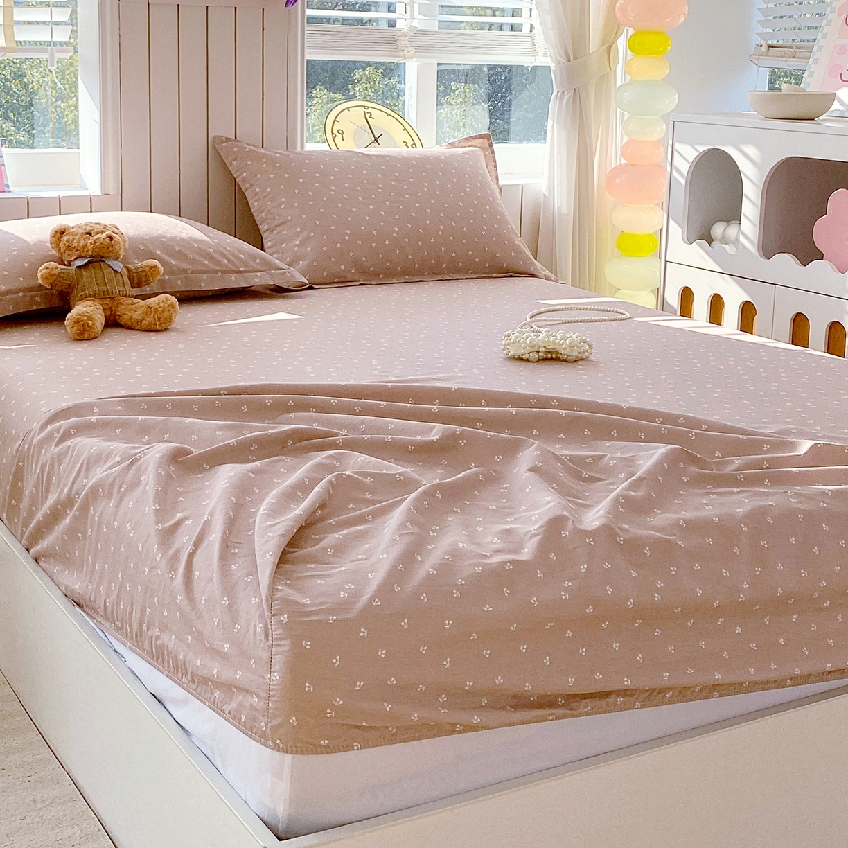 91家纺网 家纺一手货源 找家纺 金丝兔 2026新款纯棉印花单品床笠系列 樱桃-粉