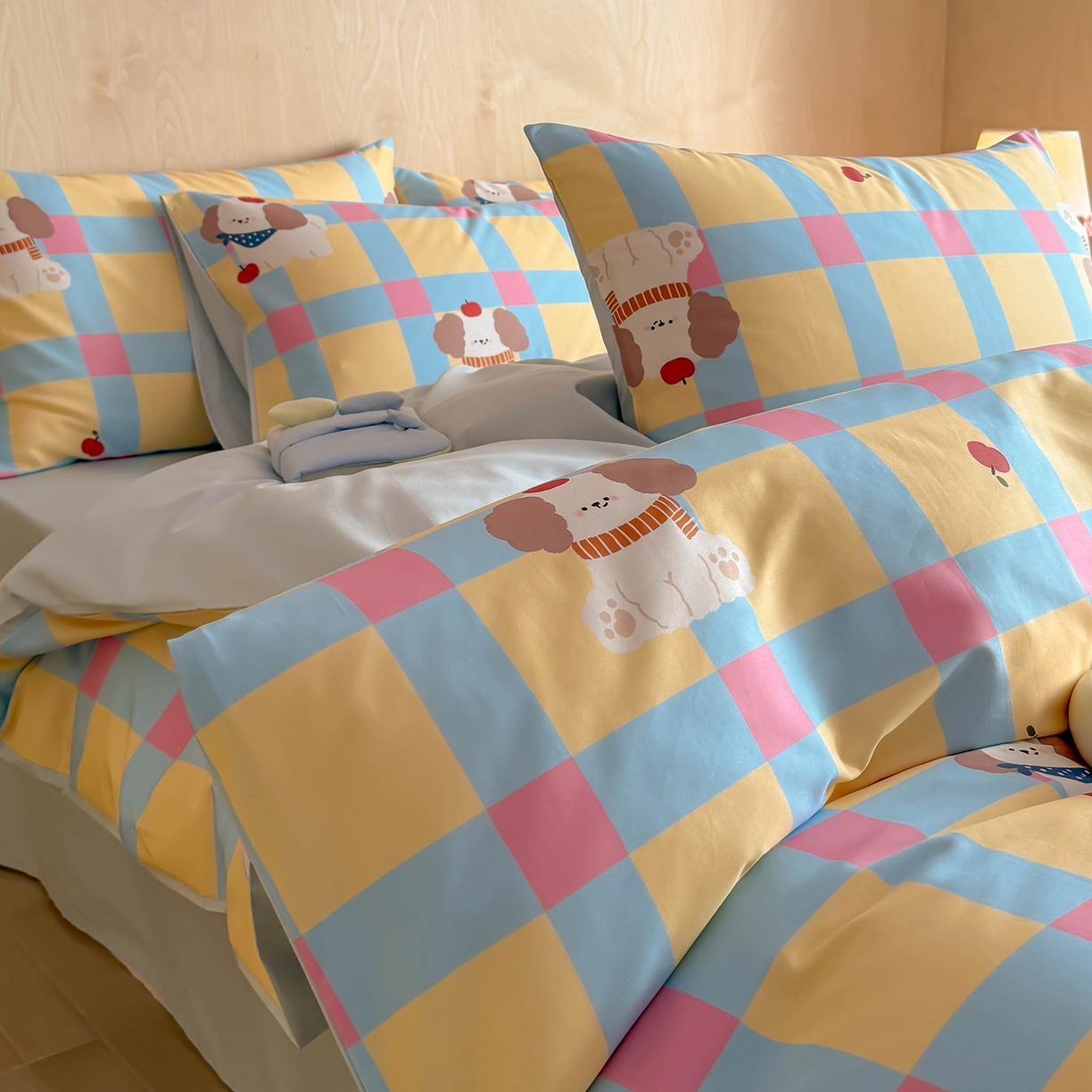 91家纺网 家纺一手货源 找家纺 卧趣家纺 2026新款纯棉四件套高级100Pro全棉贡缎卡通四件套 米拉