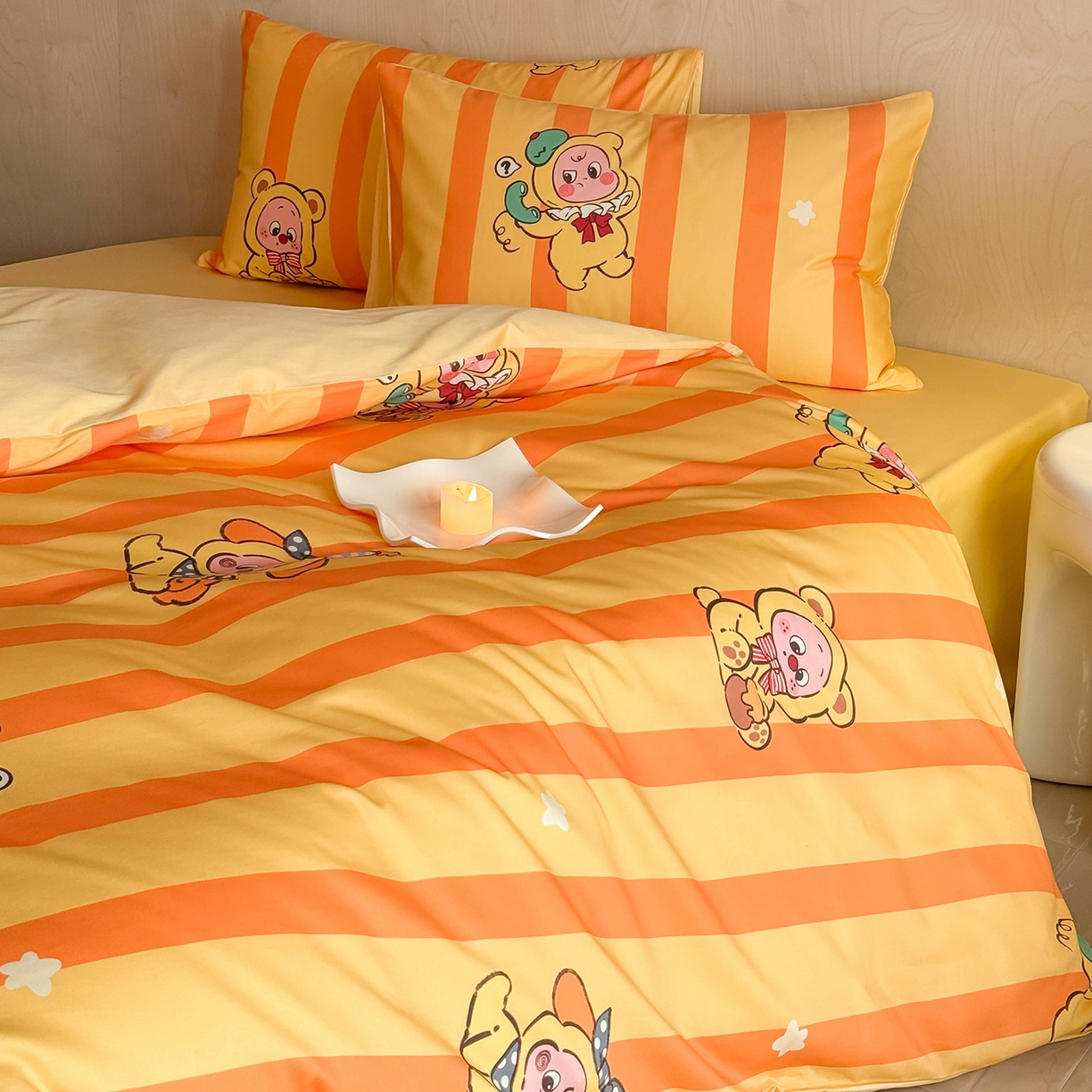 91家纺网 家纺一手货源 找家纺 卧趣家纺 2026新款纯棉四件套高级100Pro全棉贡缎卡通四件套 绵绵汪