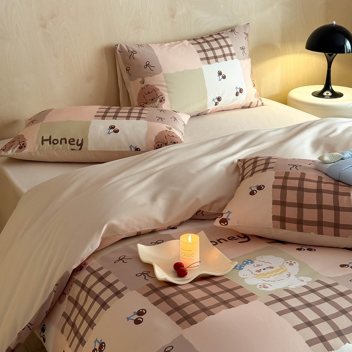 91家纺网 家纺一手货源 找家纺 卧趣家纺 2026新款纯棉四件套高级100Pro全棉贡缎卡通四件套 奇诺