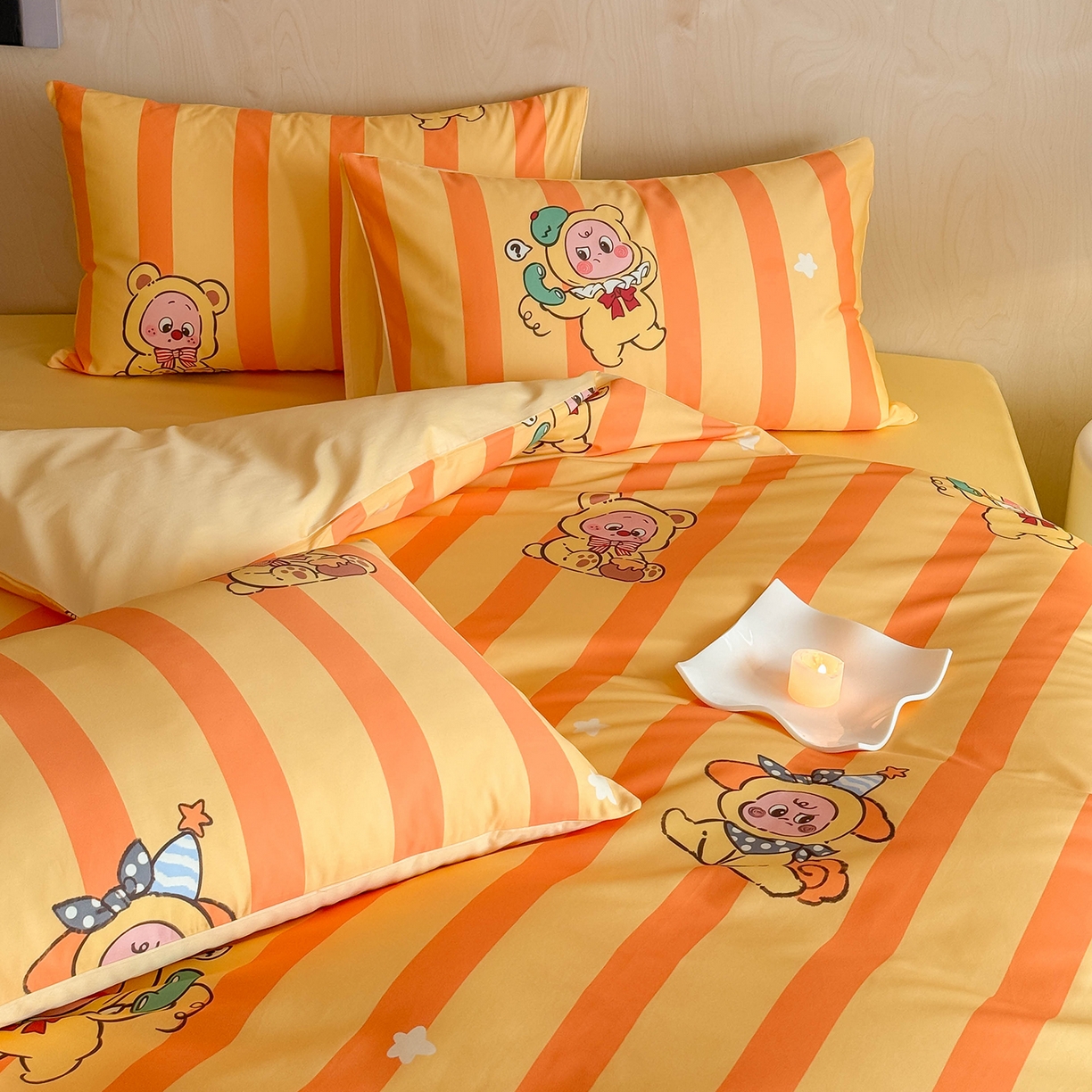 91家纺网 家纺一手货源 找家纺 卧趣家纺 2026新款纯棉四件套高级100Pro全棉贡缎卡通四件套 绵绵汪