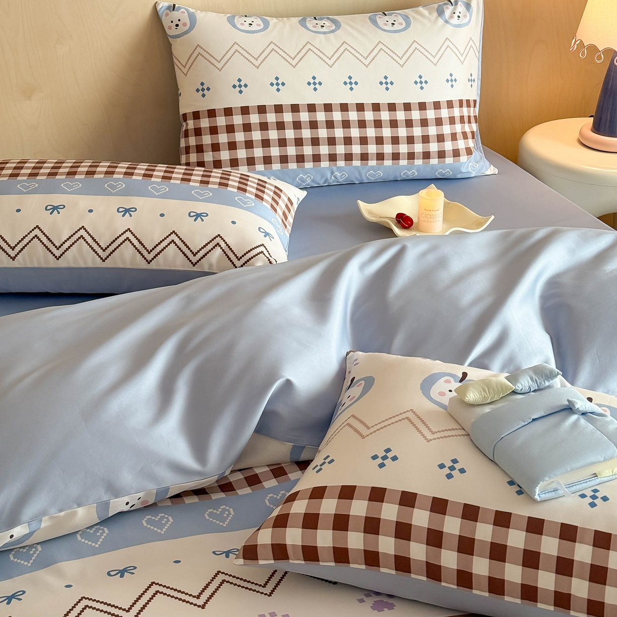 91家纺网 家纺一手货源 找家纺 卧趣家纺 2026新款纯棉四件套高级100Pro全棉贡缎卡通四件套 菲格拉