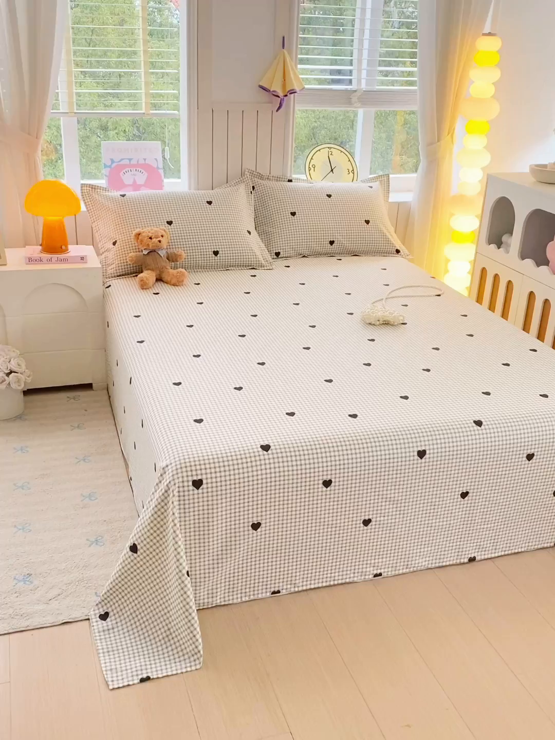 91家纺网 家纺一手货源 找家纺 金丝兔 2026新款纯棉印花单品床单系列 格子爱心