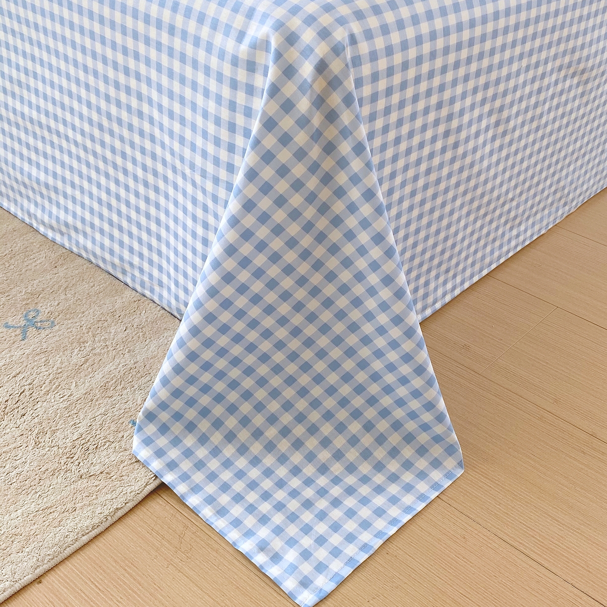 91家纺网 家纺一手货源 找家纺 金丝兔 2026新款纯棉印花单品床单系列 蓝小格