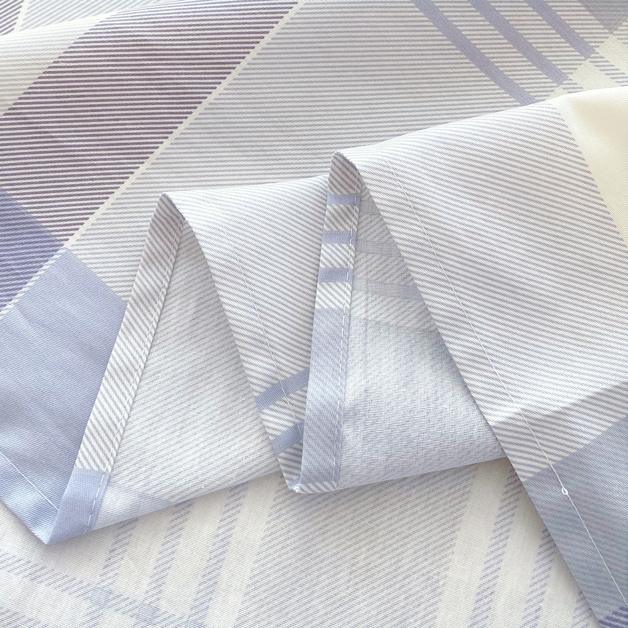 91家纺网 家纺一手货源 找家纺 金丝兔 2026新款纯棉印花单品床单系列 浅格念