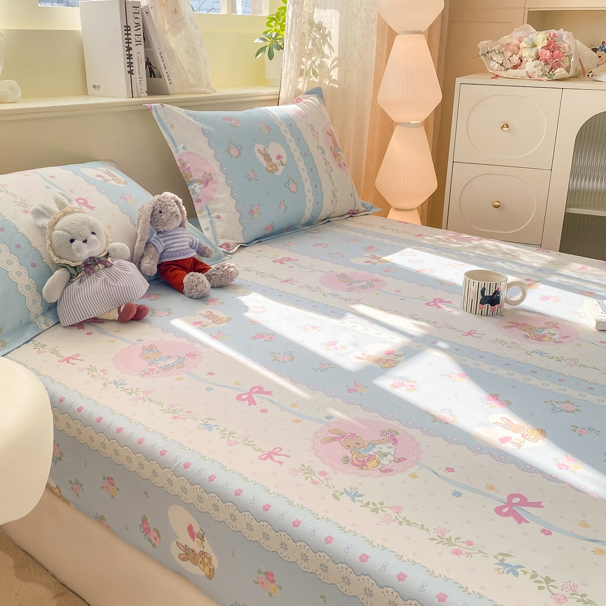 91家纺网 家纺一手货源 找家纺 花梦欣 2026新款全棉印花单品系列-单床笠 花丛兔兰