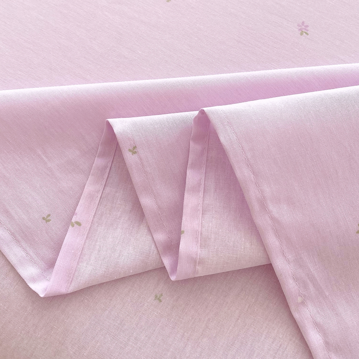 91家纺网 家纺一手货源 找家纺 金丝兔 2026新款纯棉印花单品床单系列 紫小花