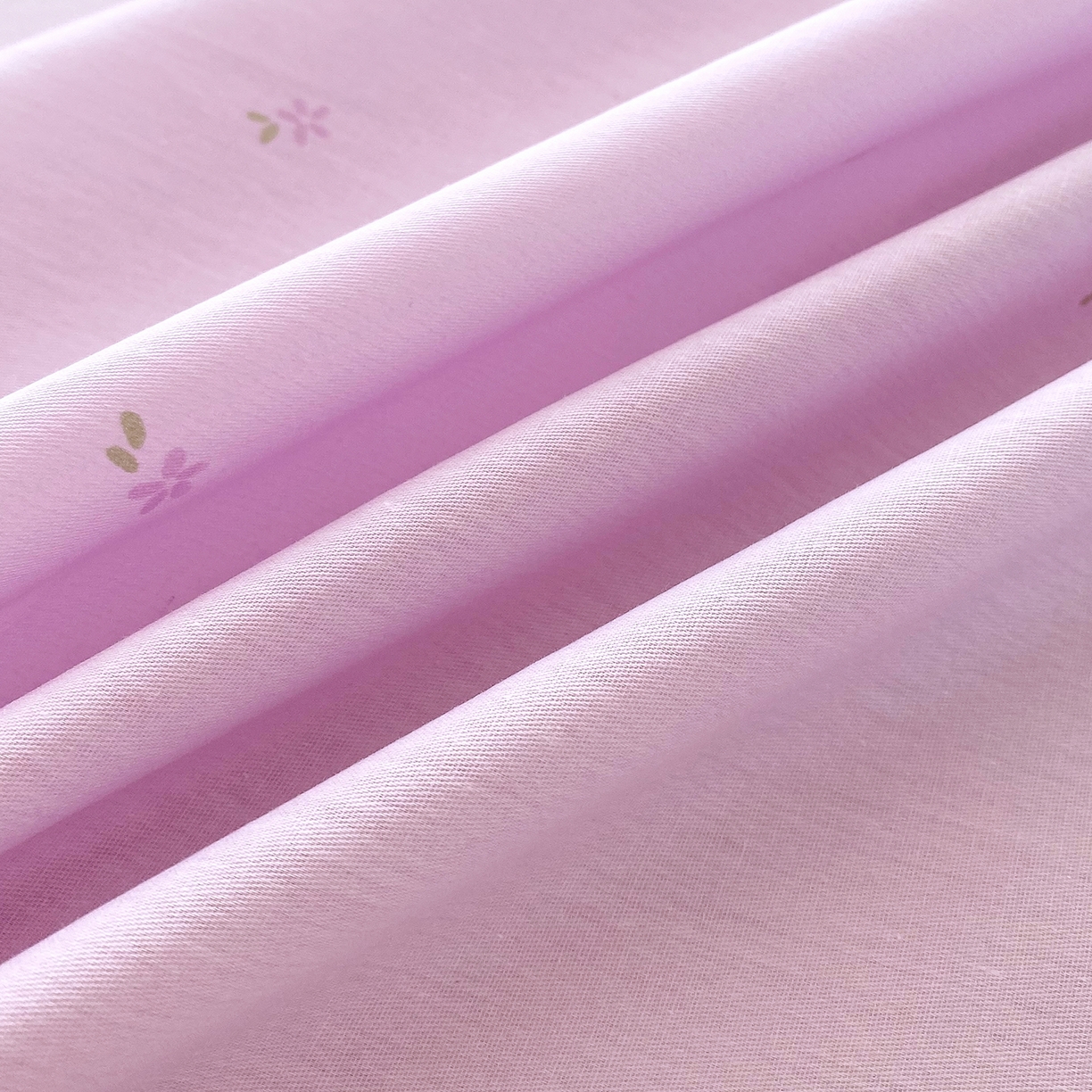 91家纺网 家纺一手货源 找家纺 金丝兔 2026新款纯棉印花单品床单系列 紫小花