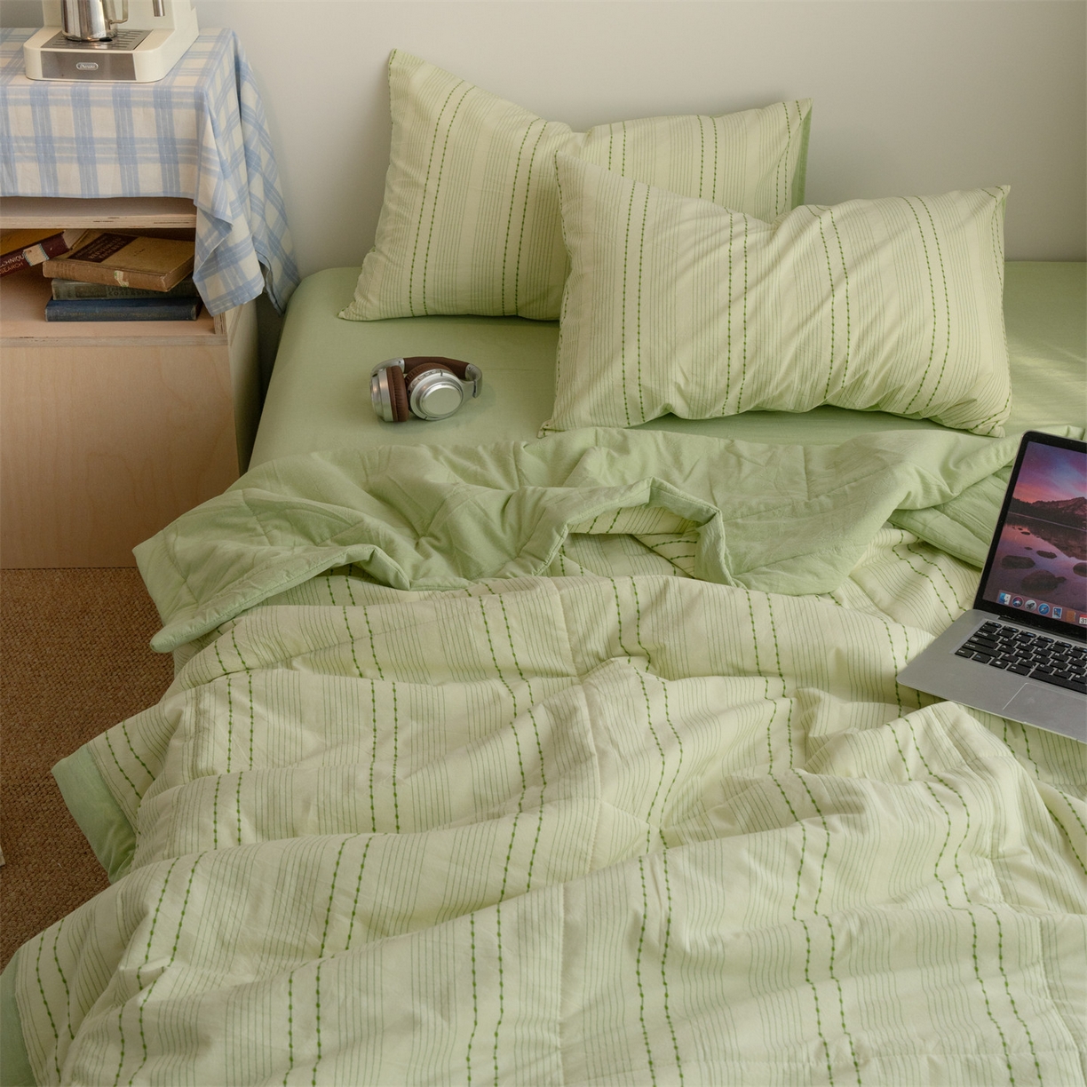 91家纺网 家纺一手货源 找家纺 被窝家纺 2026新款米粒提花全棉水洗棉新疆棉花夏被夏凉被空调被四件套 米粒-嫩绿