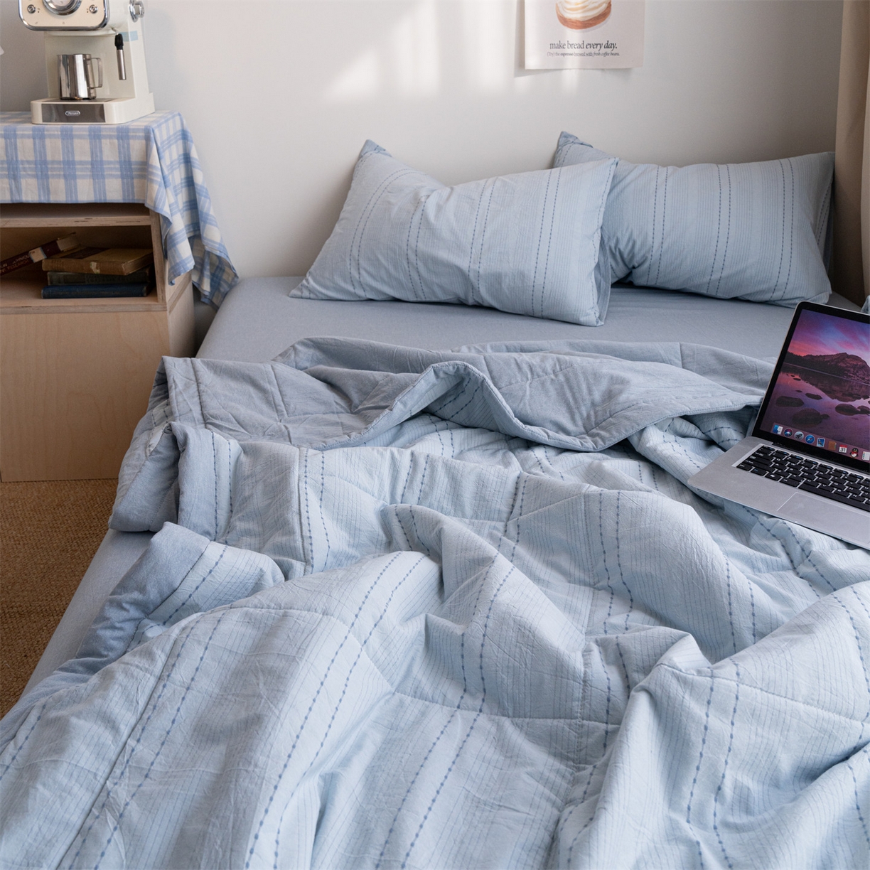 91家纺网 家纺一手货源 找家纺 被窝家纺 2026新款米粒提花全棉水洗棉新疆棉花夏被夏凉被空调被四件套 米粒-天蓝