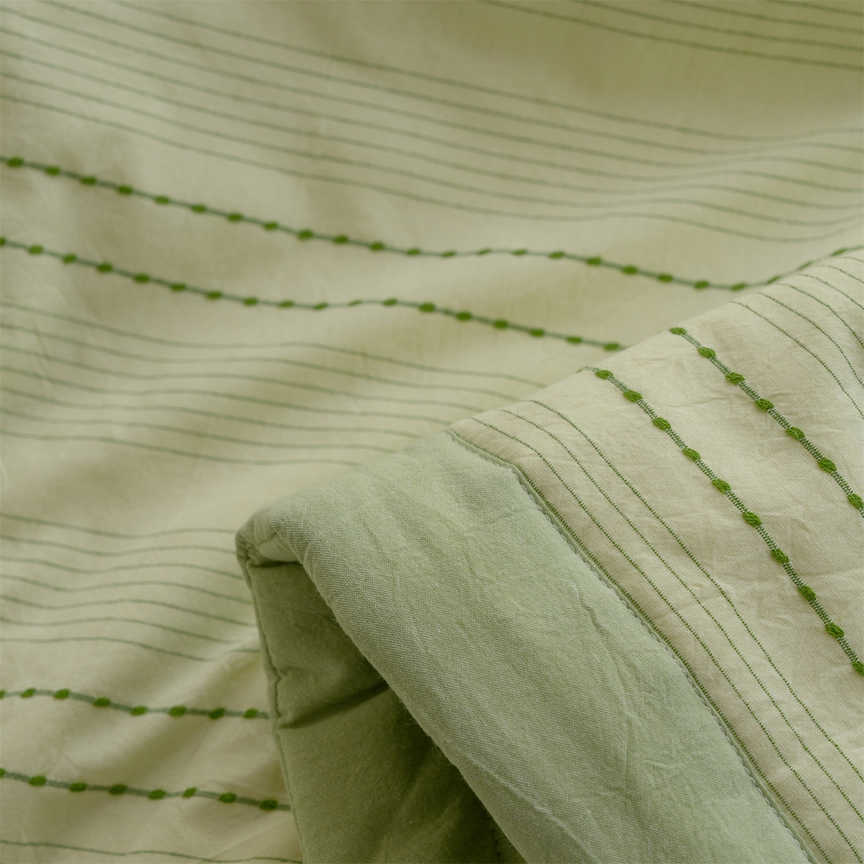 91家纺网 家纺一手货源 找家纺 被窝家纺 2026新款米粒提花全棉水洗棉新疆棉花夏被夏凉被空调被四件套 米粒-嫩绿