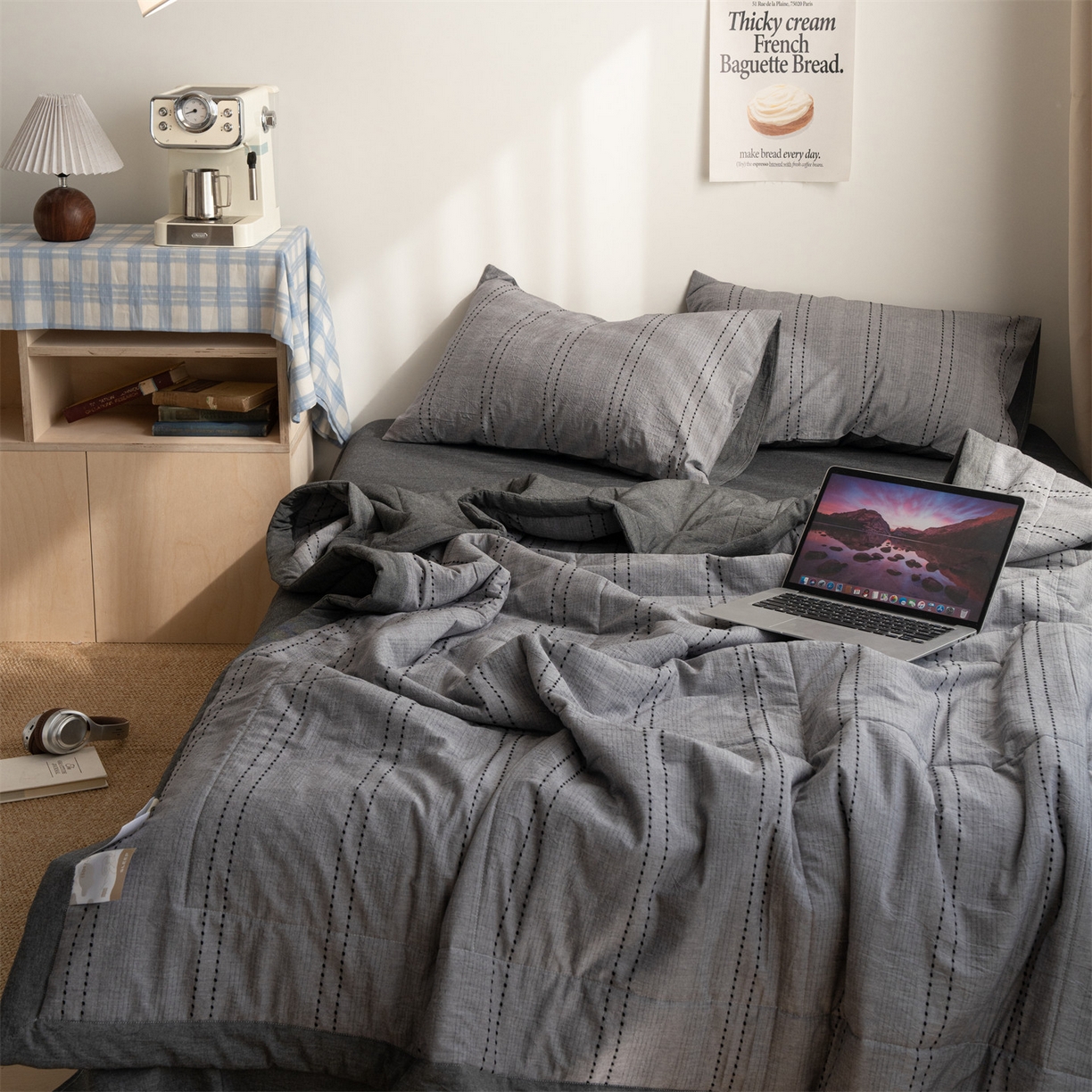 91家纺网 家纺一手货源 找家纺 被窝家纺 2026新款米粒提花全棉水洗棉新疆棉花夏被夏凉被空调被四件套 米粒-炭灰