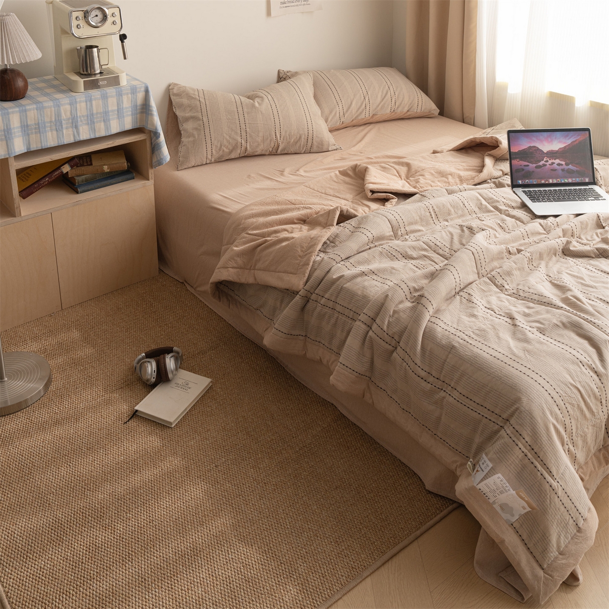 91家纺网 家纺一手货源 找家纺 被窝家纺 2026新款米粒提花全棉水洗棉新疆棉花夏被夏凉被空调被四件套 米粒-卡其