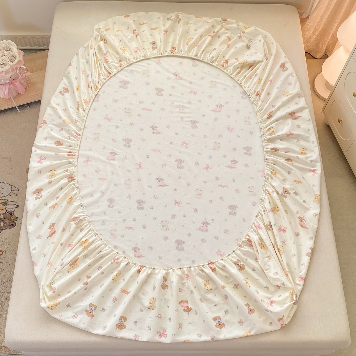 91家纺网 家纺一手货源 找家纺 花梦欣 2026新款全棉印花单品系列-单床笠 酷卡小狗