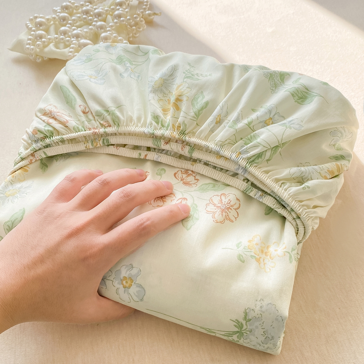 91家纺网 家纺一手货源 找家纺 花梦欣 2026新款全棉印花单品系列-单床笠 暖樱之舞