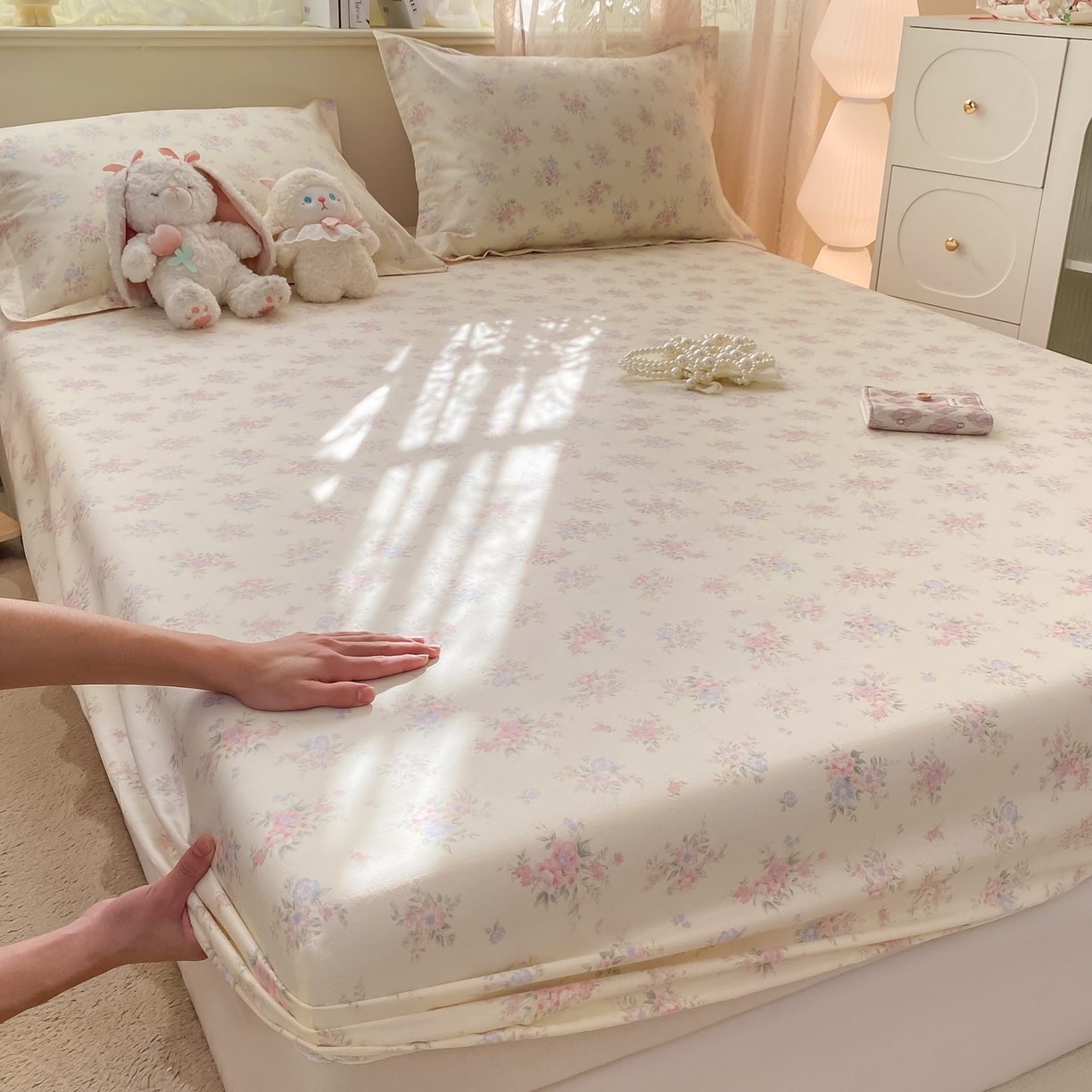 91家纺网 家纺一手货源 找家纺 花梦欣 2026新款全棉印花单品系列-单床笠 欧风花影