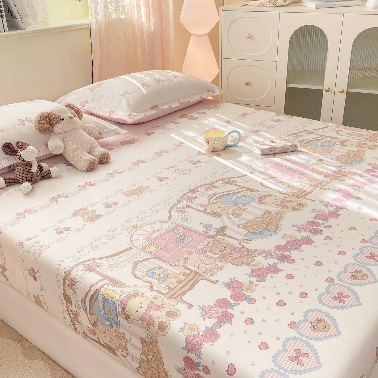 91家纺网 家纺一手货源 找家纺 花梦欣 2026新款全棉印花单品系列-单床笠 小熊安缦