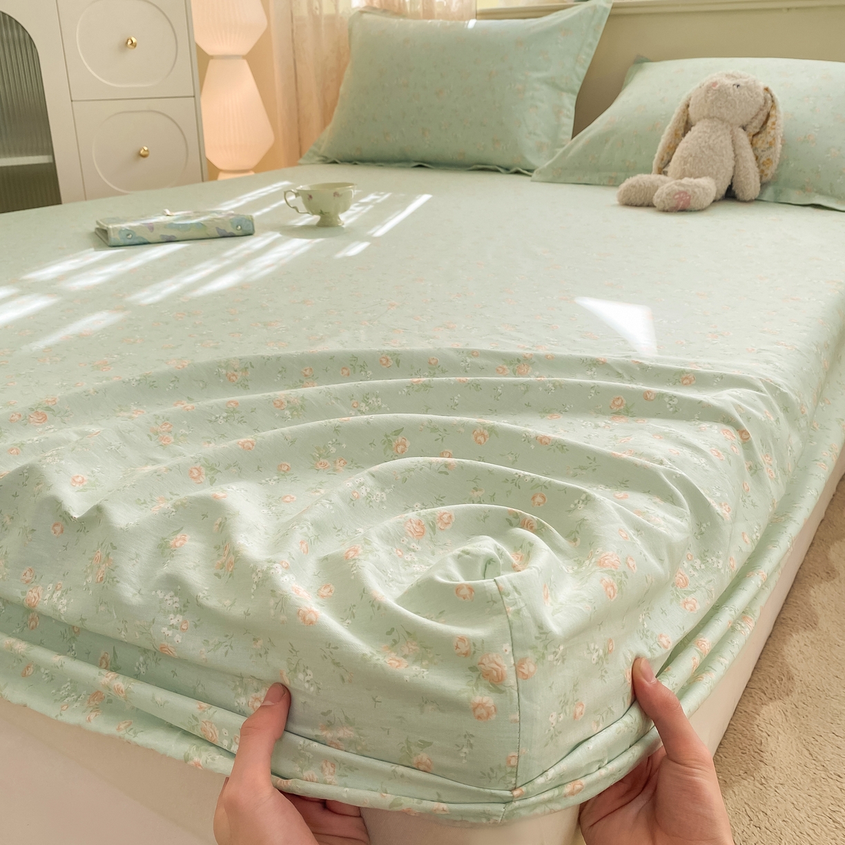 91家纺网 家纺一手货源 找家纺 花梦欣 2026新款全棉印花单品系列-单床笠 幽兰时光兰