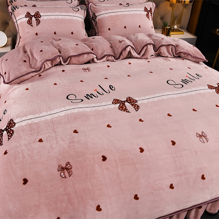 91家纺网 家纺一手货源 找家纺 (总)赛丽雅 2025新款牛奶绒床裙四件套8-9斤法莱绒直播爆款日产2万套