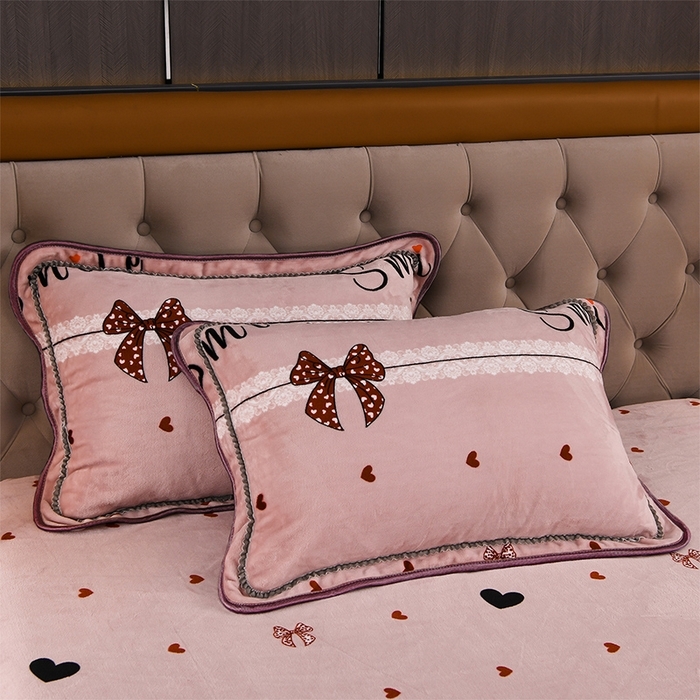 91家纺网 家纺一手货源 找家纺 (总)赛丽雅 2025新款牛奶绒床裙四件套8-9斤法莱绒直播爆款日产2万套