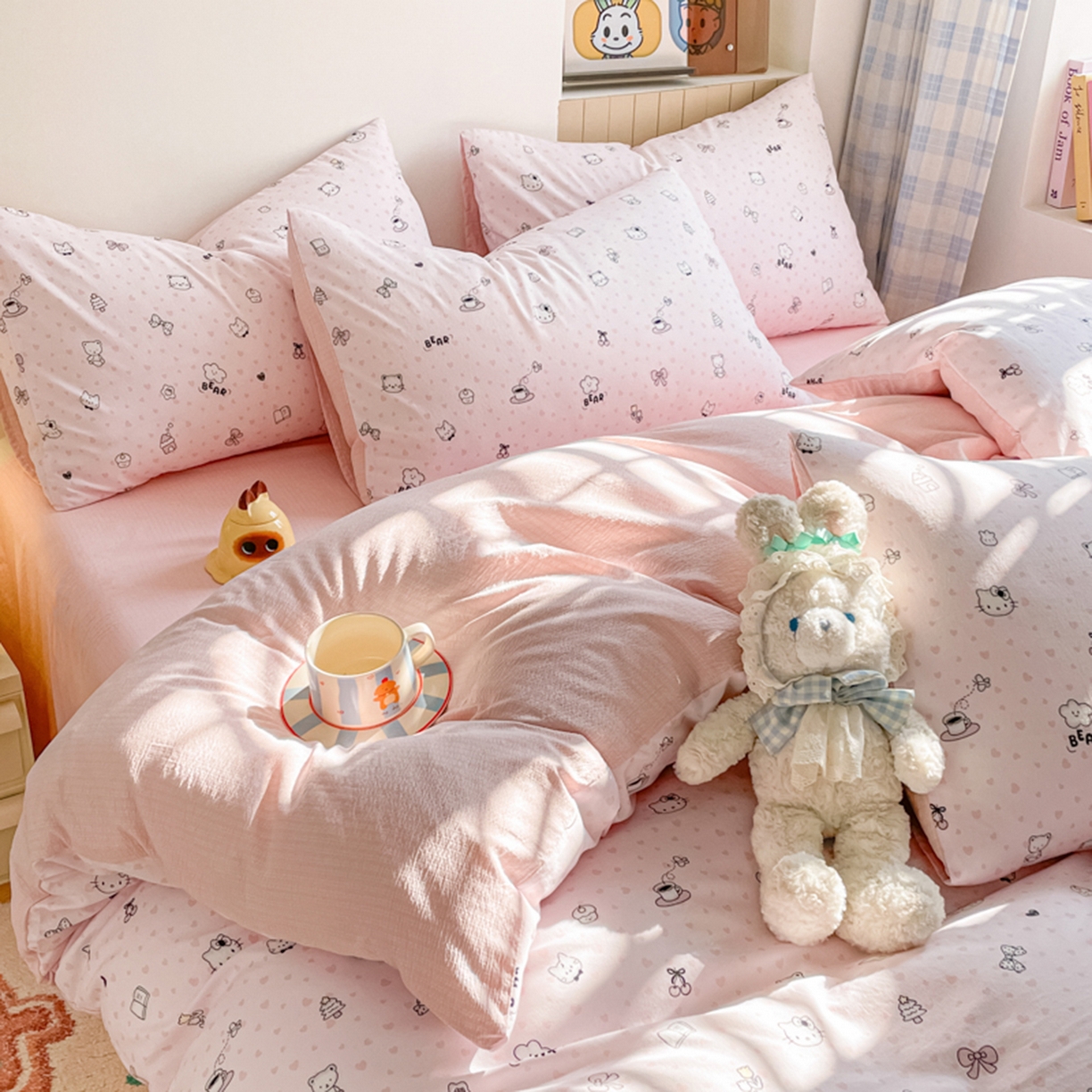 91家纺网 家纺一手货源 找家纺 云玲时尚 2026新款古法水洗仿棉云感纱四件套 爱心甜猫