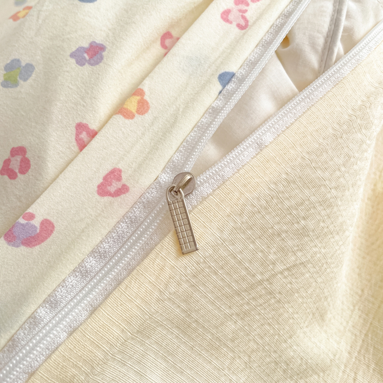 91家纺网 家纺一手货源 找家纺 云玲时尚 2026新款古法水洗仿棉云感纱四件套 狗狗乐园