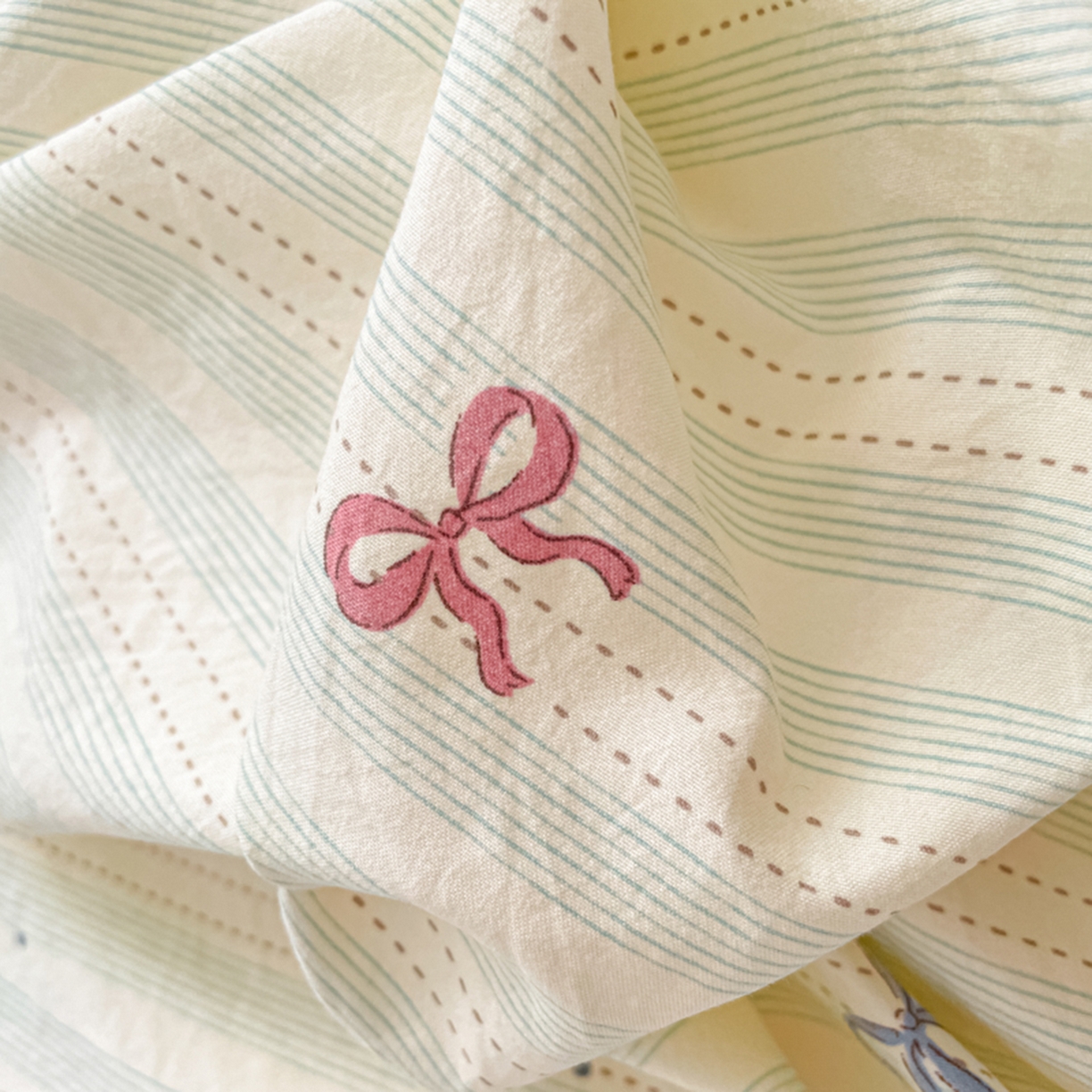 91家纺网 家纺一手货源 找家纺 云玲时尚 2026新款古法水洗仿棉云感纱四件套 蝴蝶结