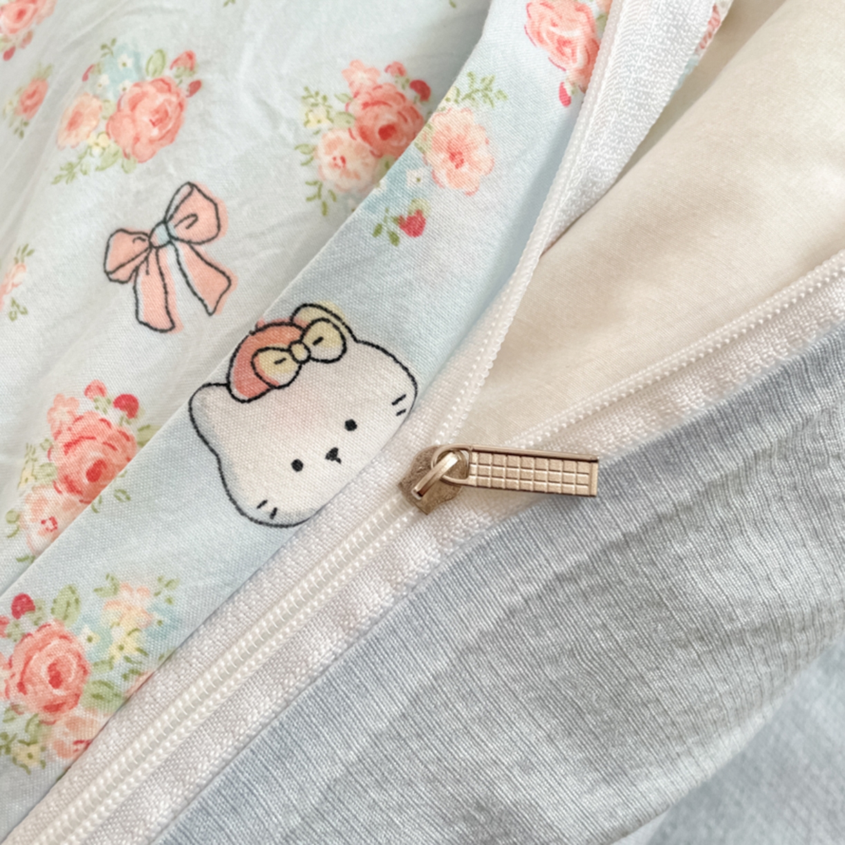 91家纺网 家纺一手货源 找家纺 云玲时尚 2026新款古法水洗仿棉云感纱四件套 花花kt