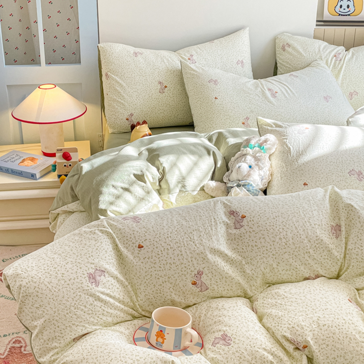 91家纺网 家纺一手货源 找家纺 云玲时尚 2026新款古法水洗仿棉云感纱四件套 绿荫兔子