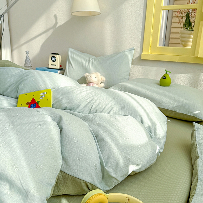 91家纺网 家纺一手货源 找家纺 云玲时尚 2026新款云感双层纱印花四件套 简夏