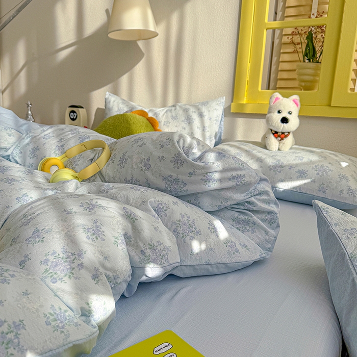 91家纺网 家纺一手货源 找家纺 云玲时尚 2026新款云感双层纱印花四件套 蓝萱