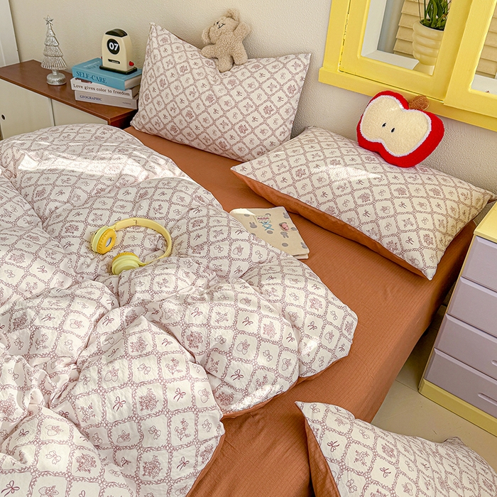 91家纺网 家纺一手货源 找家纺 云玲时尚 2026新款云感双层纱印花四件套 曼塔庄园