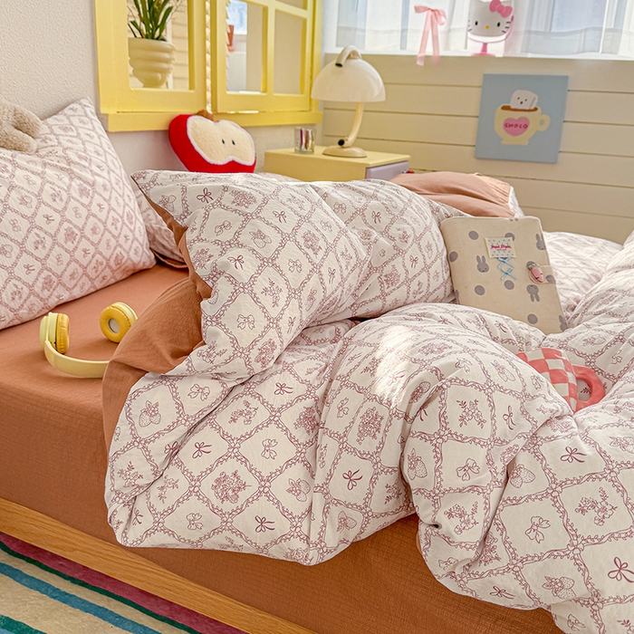 91家纺网 家纺一手货源 找家纺 云玲时尚 2026新款云感双层纱印花四件套 曼塔庄园