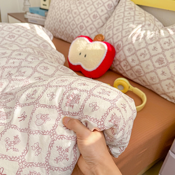 91家纺网 家纺一手货源 找家纺 云玲时尚 2026新款云感双层纱印花四件套 曼塔庄园