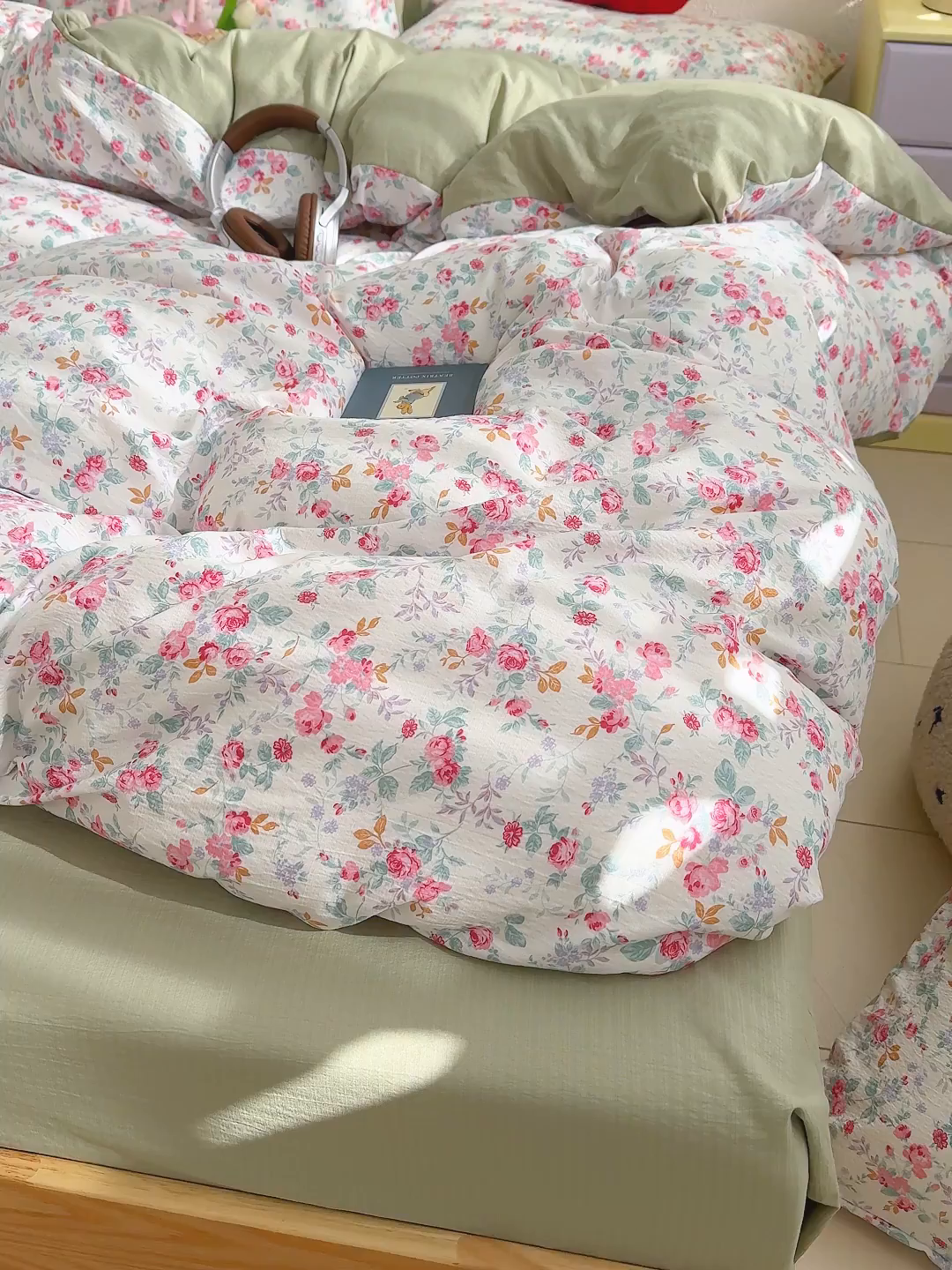 91家纺网 家纺一手货源 找家纺 云玲时尚 2026新款云感双层纱印花四件套 七里香