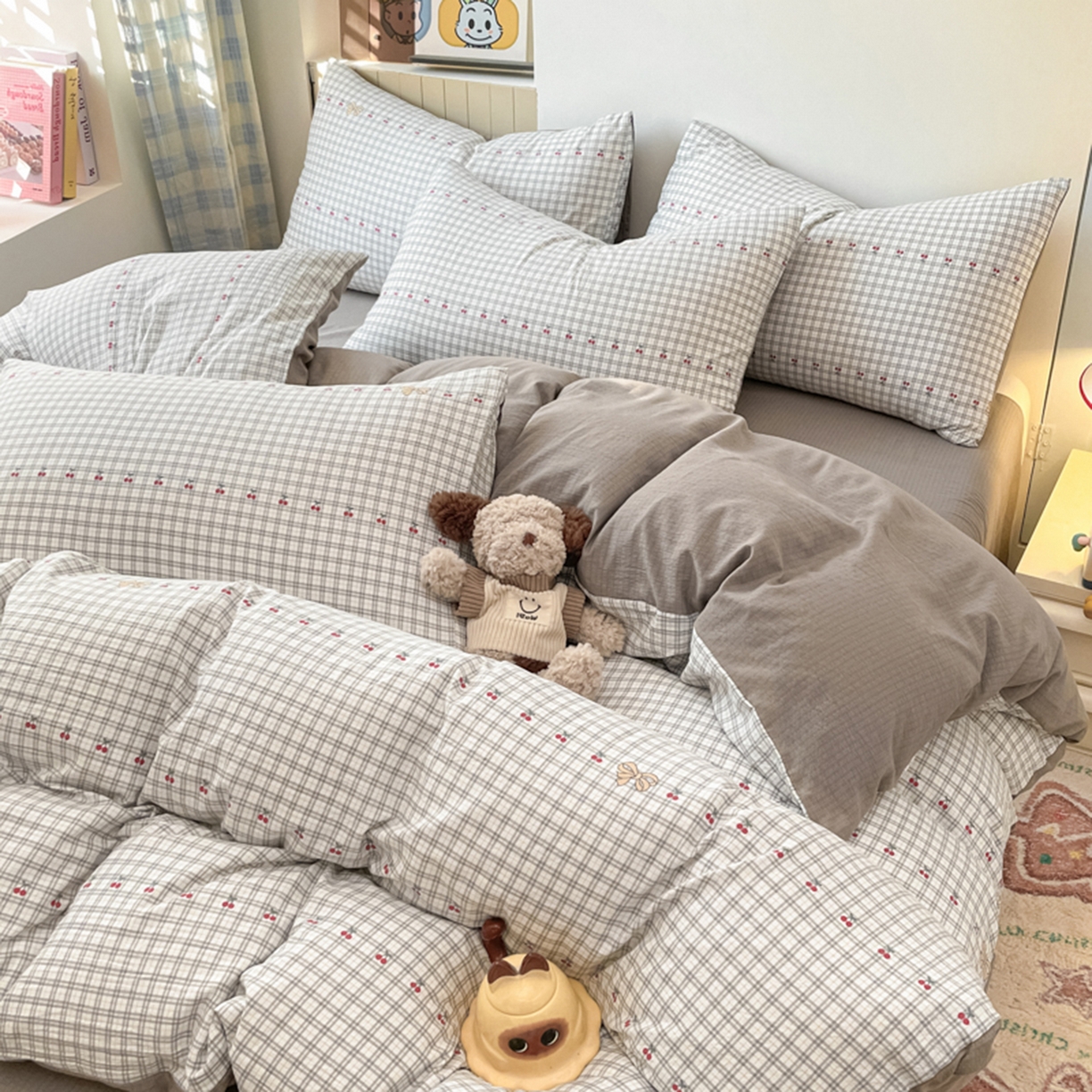 91家纺网 家纺一手货源 找家纺 云玲时尚 2026新款古法水洗仿棉云感纱四件套 樱桃格格