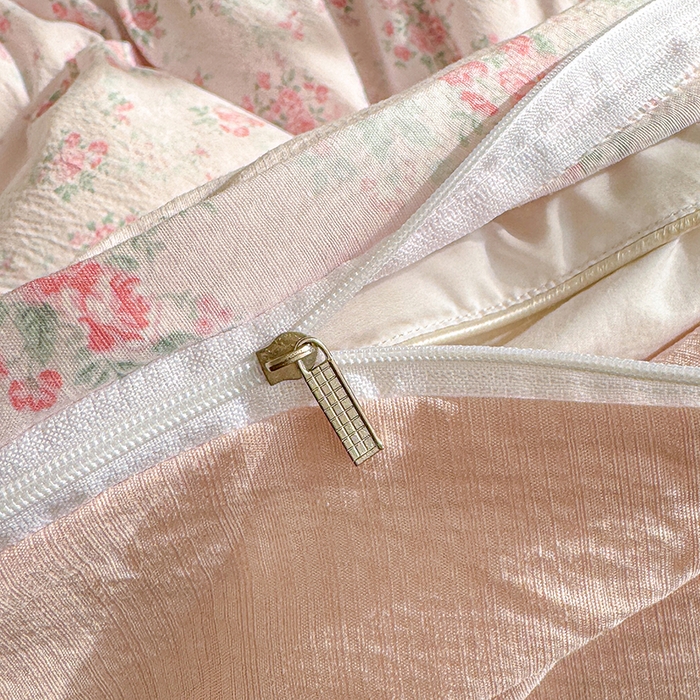 91家纺网 家纺一手货源 找家纺 云玲时尚 2026新款云感双层纱印花四件套 蔷薇絮