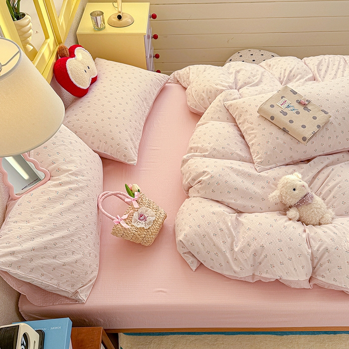 91家纺网 家纺一手货源 找家纺 云玲时尚 2026新款云感双层纱印花四件套 甜昔