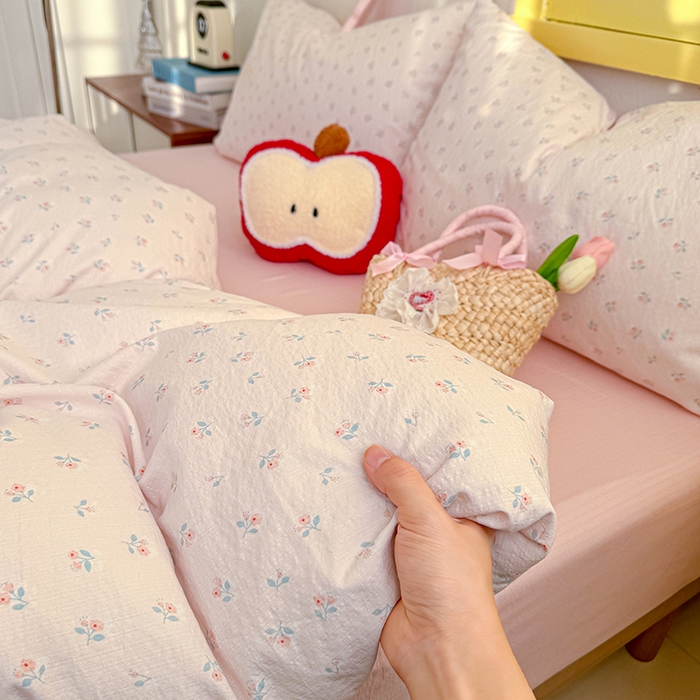 91家纺网 家纺一手货源 找家纺 云玲时尚 2026新款云感双层纱印花四件套 甜昔