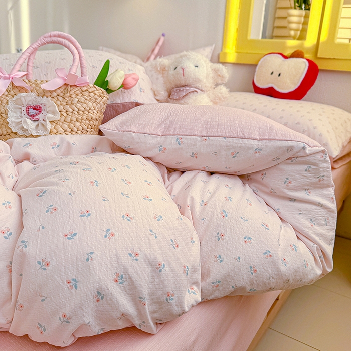 91家纺网 家纺一手货源 找家纺 云玲时尚 2026新款云感双层纱印花四件套 甜昔