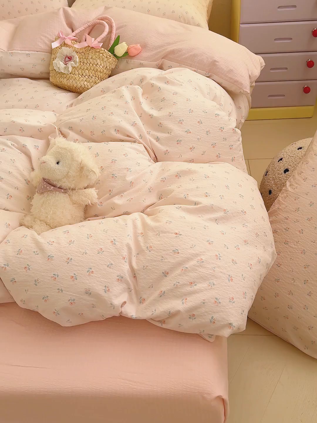 91家纺网 家纺一手货源 找家纺 云玲时尚 2026新款云感双层纱印花四件套 甜昔