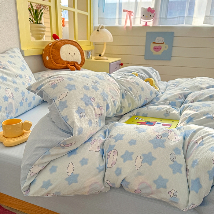 91家纺网 家纺一手货源 找家纺 云玲时尚 2026新款云感双层纱印花四件套 小猫数星星