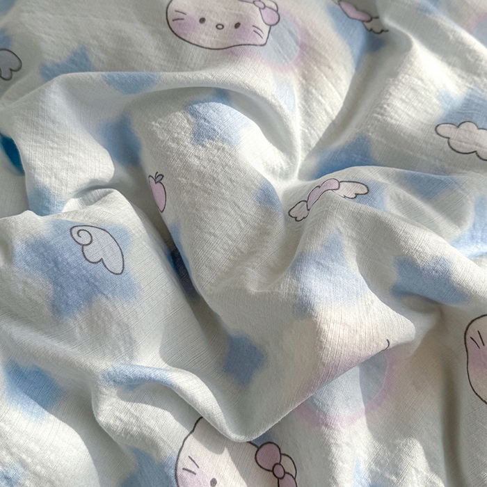 91家纺网 家纺一手货源 找家纺 云玲时尚 2026新款云感双层纱印花四件套 小猫数星星