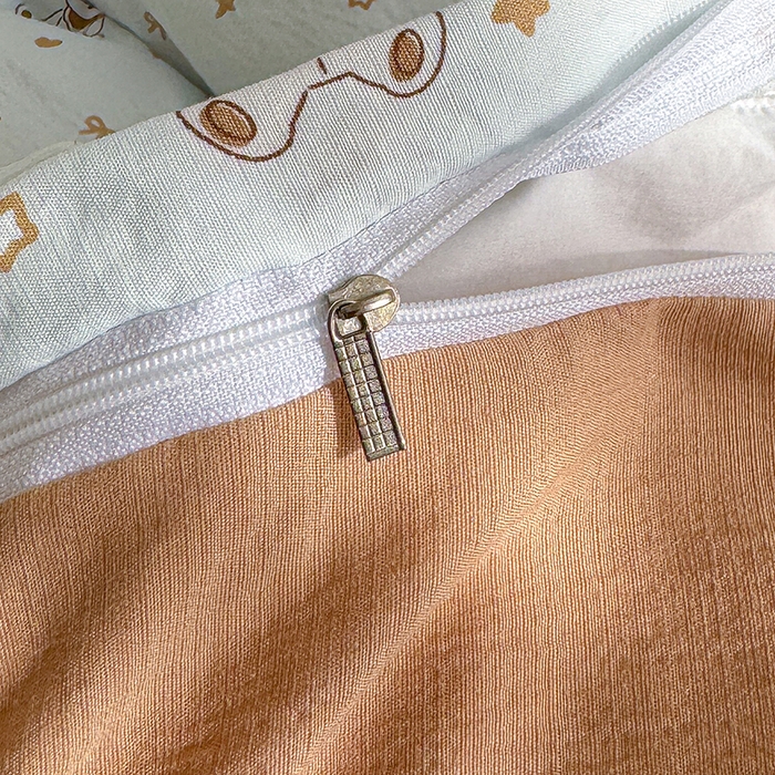 91家纺网 家纺一手货源 找家纺 云玲时尚 2026新款云感双层纱印花四件套 星星屁屁兔