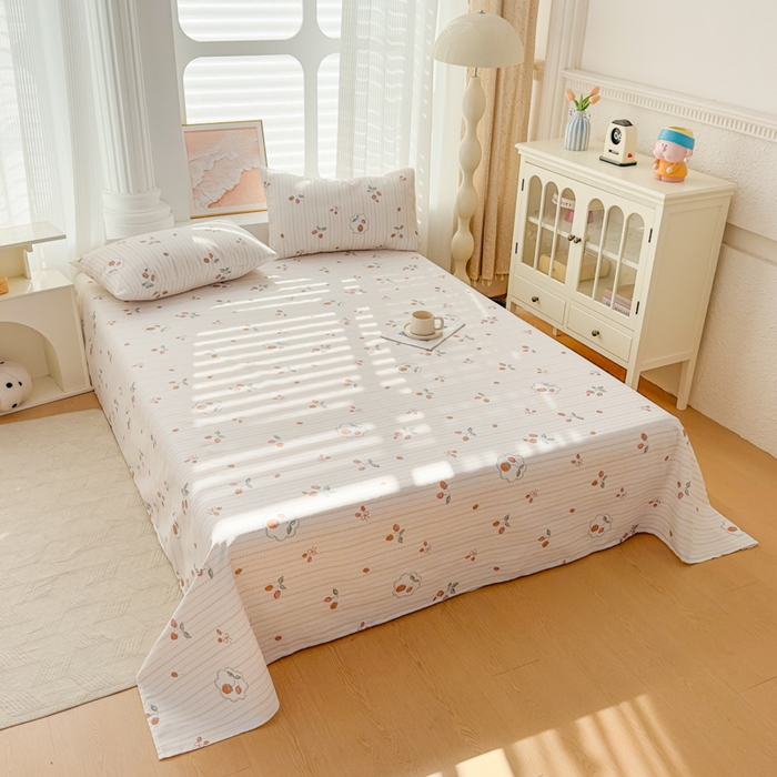 91家纺网 家纺一手货源 找家纺 爱彼家纺 2026新款马上发财新布料细沙三枚缎全新工艺老粗布凉席席子床单三件套-马年系列一 草莓条纹