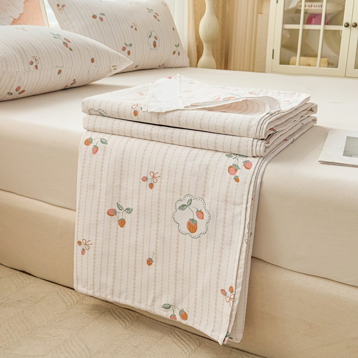 91家纺网 家纺一手货源 找家纺 爱彼家纺 2026新款马上发财新布料细沙三枚缎全新工艺老粗布凉席席子床单三件套-马年系列一 草莓条纹