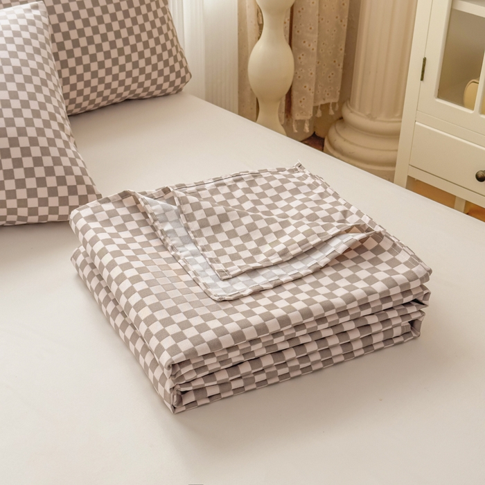 91家纺网 家纺一手货源 找家纺 爱彼家纺 2026新款马上发财新布料细沙三枚缎全新工艺老粗布凉席席子床单三件套-马年系列一 咖格棋