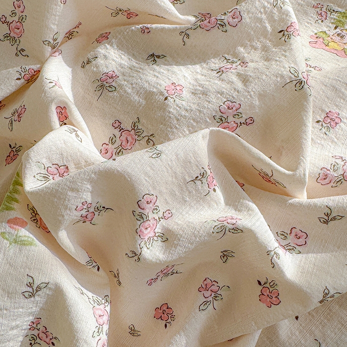 91家纺网 家纺一手货源 找家纺 云玲时尚 2026新款云感双层纱印花四件套 星星人后花园